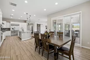 7551 W Saguaro Park Ln, Peoria, AZ 85383 - Photo 11