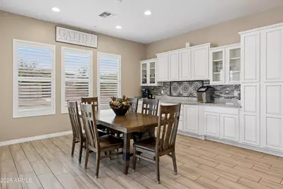 7551 W Saguaro Park Lane, Peoria, AZ 85383 - Photo 9