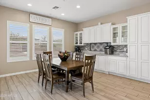7551 W Saguaro Park Ln, Peoria, AZ 85383 - Photo 9