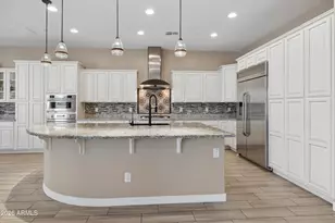 7551 W Saguaro Park Ln, Peoria, AZ 85383 - Photo 5