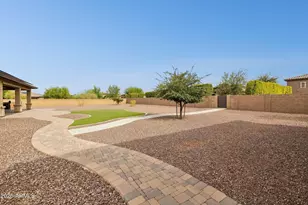 7551 W Saguaro Park Ln, Peoria, AZ 85383 - Photo 47
