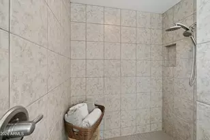 7551 W Saguaro Park Ln, Peoria, AZ 85383 - Photo 27
