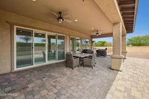 7551 W Saguaro Park Ln, Peoria, AZ 85383 - Photo 43