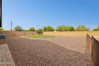 7551 W Saguaro Park Lane, Peoria, AZ 85383 - Photo 51