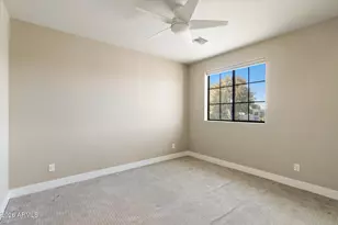 4201 N 42nd Pl, Phoenix, AZ 85018 - Photo 19