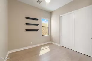 4201 N 42nd Pl, Phoenix, AZ 85018 - Photo 21