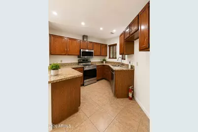 11140 N 82nd Lane, Peoria, AZ 85345 - Photo 3
