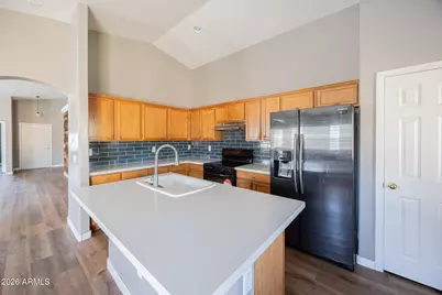 10960 W Taft Street, Phoenix, AZ 85037 - Photo 11