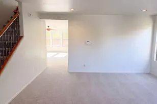 8537 N 63rd Dr, Glendale, AZ 85302 - Photo 7