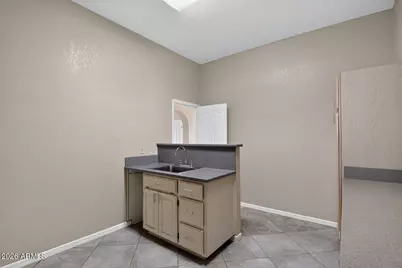 6091 W Rose Garden Lane, Glendale, AZ 85308 - Photo 23
