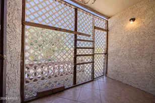 2121 W Royal Palm Rd, Phoenix, AZ 85021 - Photo 19
