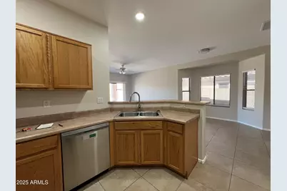 10245 E Kiva Avenue, Mesa, AZ 85209 - Photo 5