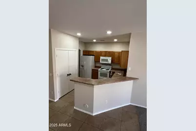 10245 E Kiva Avenue, Mesa, AZ 85209 - Photo 3