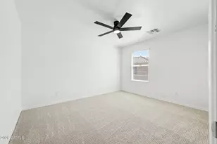 886 S Huish Dr, Gilbert, AZ 85296 - Photo 31