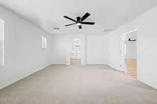 886 S Huish Dr, Gilbert, AZ 85296 - Photo 23