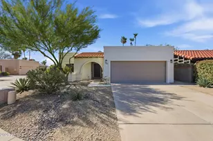 4017 E Dahlia Dr, Phoenix, AZ 85032 - Photo 3