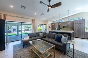 4554 E Onyx Ave, Phoenix, AZ 85028 - Photo 9