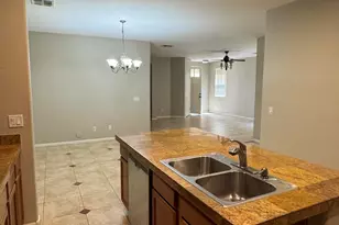 15389 W Bloomfield Rd, Surprise, AZ 85379 - Photo 5