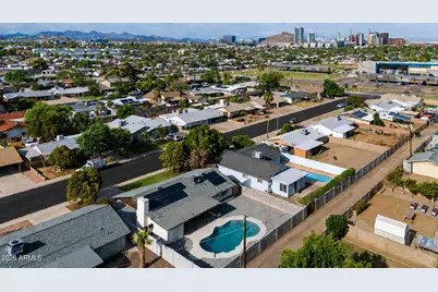 1239 W 11th Street, Tempe, AZ 85281 - Photo 33