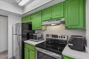2515 N 52nd St, Phoenix, AZ 85008 - Photo 9