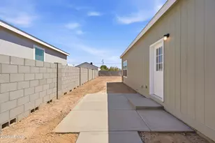 21728 W Roosevelt Ave, Wittmann, AZ 85361 - Photo 15