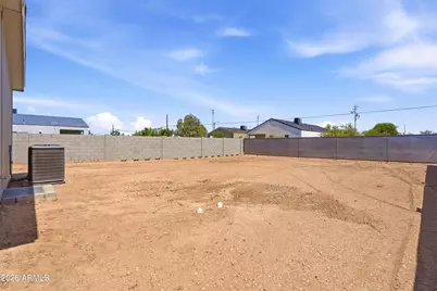 21728 W Roosevelt Avenue, Wittmann, AZ 85361 - Photo 33