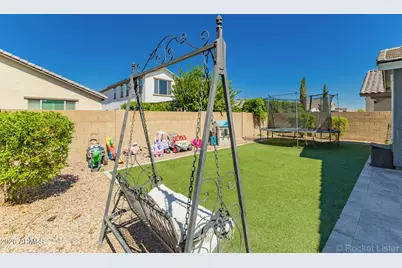14404 W Wethersfield Road, Surprise, AZ 85379 - Photo 33