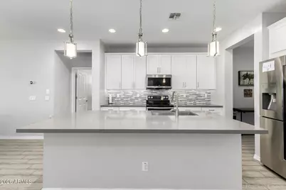 14404 W Wethersfield Road, Surprise, AZ 85379 - Photo 13