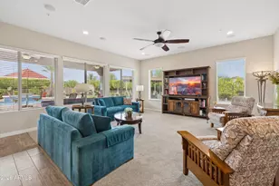 7550 W Questa Dr, Peoria, AZ 85383 - Photo 9