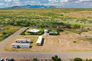 300 E Pima St, Huachuca City, AZ 85616 - Photo 1