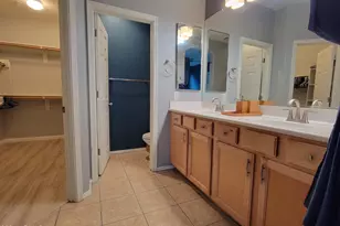 42424 N Gavilan Peak Pkwy, Anthem, AZ 85086 - Photo 11