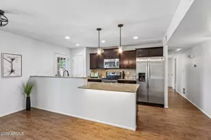 5502 S Hazelton Ln, Tempe, AZ 85283 - Photo 11