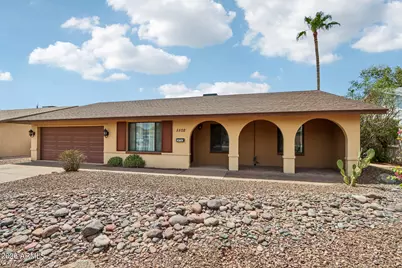 5502 S Hazelton Lane, Tempe, AZ 85283 - Photo 1