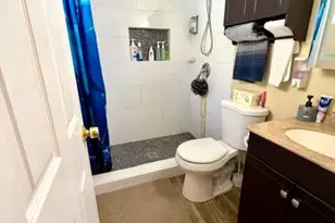 812 W Villa Rita Dr, Phoenix, AZ 85023 - Photo 11
