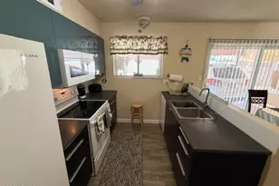 812 W Villa Rita Dr, Phoenix, AZ 85023 - Photo 35