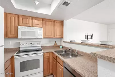 3601 W Tierra Buena Lane #227, Phoenix, AZ 85053 - Photo 11