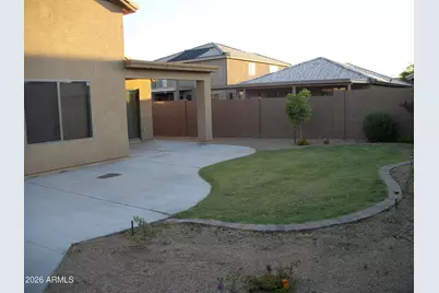 2556 W Tamarisk Avenue, Phoenix, AZ 85041 - Photo 15