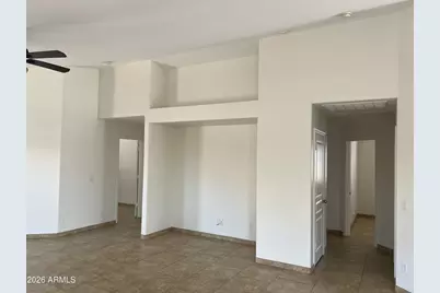2556 W Tamarisk Avenue, Phoenix, AZ 85041 - Photo 3