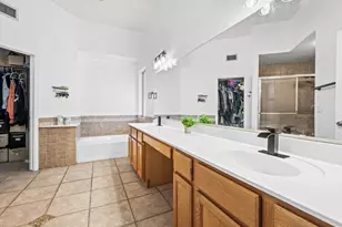 7727 W Voltaire Ave, Peoria, AZ 85381 - Photo 17