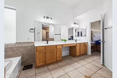 7727 W Voltaire Avenue, Peoria, AZ 85381 - Photo 19