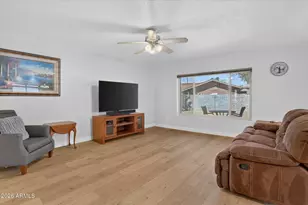10614 N 65th Ave, Glendale, AZ 85304 - Photo 7