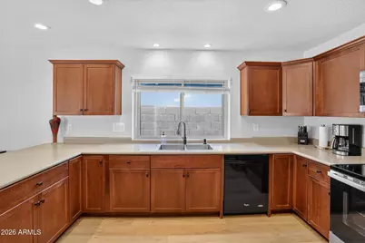 10614 N 65th Avenue, Glendale, AZ 85304 - Photo 5