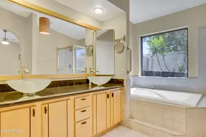 16035 N 10th Street, Phoenix, AZ 85022 - Photo 13
