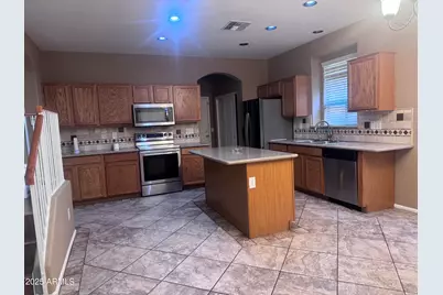 2234 W Peak View Road, Phoenix, AZ 85085 - Photo 9