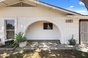 1546 E Flower Cir, Mesa, AZ 85204 - Photo 7