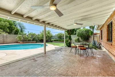 1939 E Solano Drive, Phoenix, AZ 85016 - Photo 17