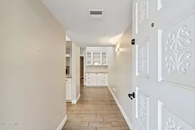 7840 N 7th Street #1, Phoenix, AZ 85020 - Photo 5