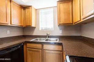 1215 E Lemon St, Tempe, AZ 85281 - Photo 9