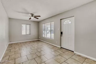 6132 N 35th Drive, Phoenix, AZ 85019 - Photo 7