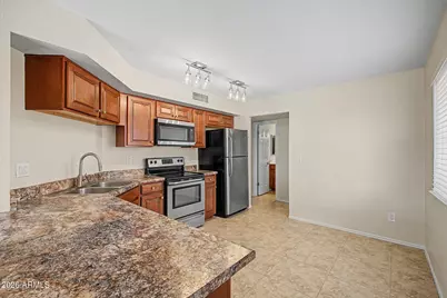 3975 E Graythorn Street, Phoenix, AZ 85044 - Photo 13